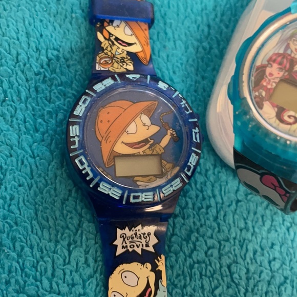 Lot of 7 Children’s Watches All Need Batteries One Needs a Band! - Picture 2 of 8